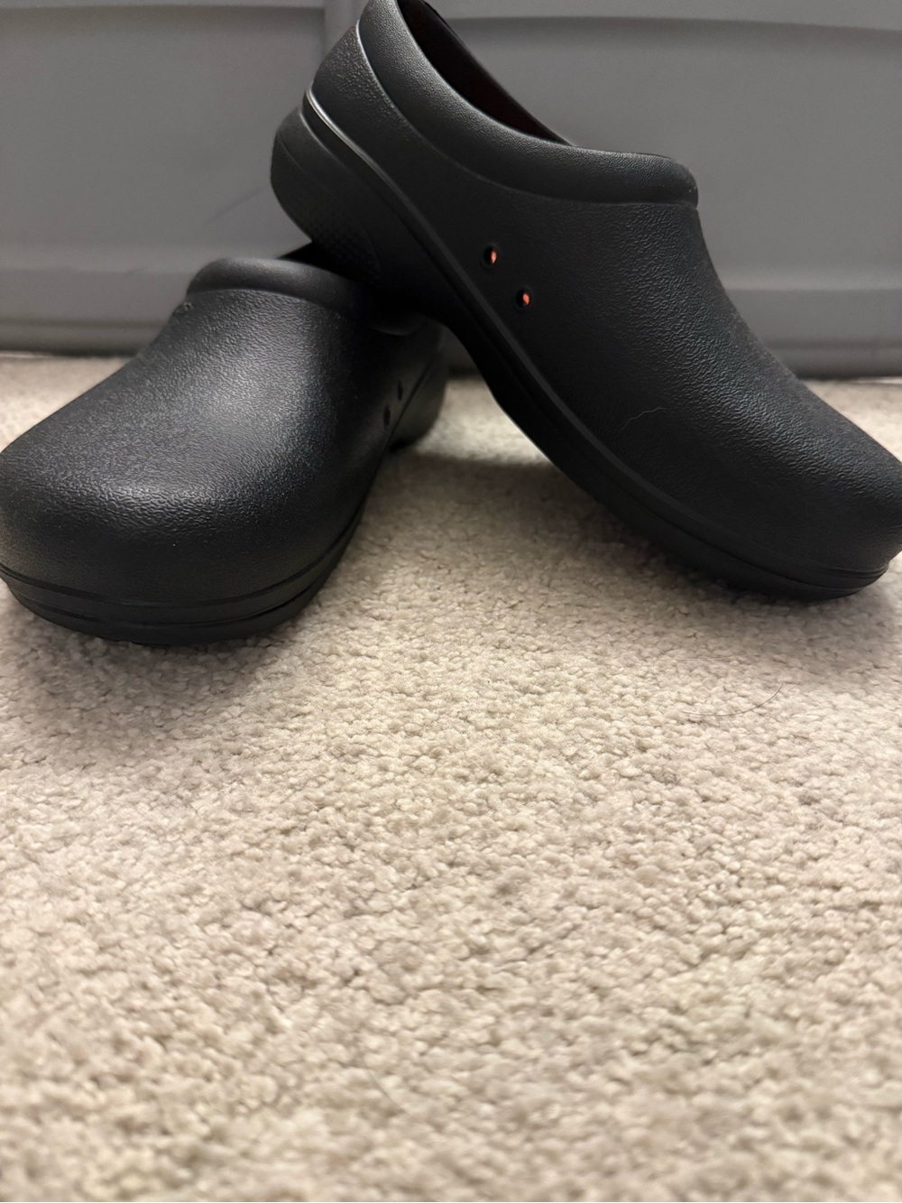Size 6 “on the clock” crocs